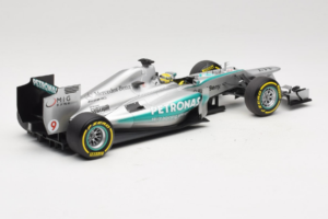 Mercedes W04 #9 N. Rosberg Mercedes AMG Petronas Showcar 2013 Minichamps 1:18 110130079 Metal - imagen 2 de 7