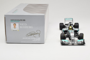 Mercedes W04 #9 N. Rosberg Mercedes AMG Petronas Showcar 2013 Minichamps 1:18 110130079 Metal - imagen 6 de 7