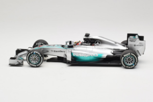 Mercedes W05 #44 L. Hamilton Mercedes AMG Petronas Chinese Grand Prix Winner 2014 Minichamps 1:18 110140244 Metal - imagen 3 de 7