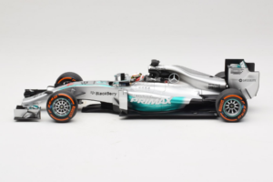 Mercedes W05 #44 L. Hamilton Mercedes AMG Petronas Malaysian Grand Prix Winner 2014 Minichamps 1:18 110140144 Metal - imagen 3 de 7