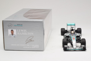 Mercedes W06 #44 L. Hamilton Mercedes AMG Petronas Australian Grand Prix Winner 2015 Minichamps 1:18 110150044 Metal - imagen 6 de 7