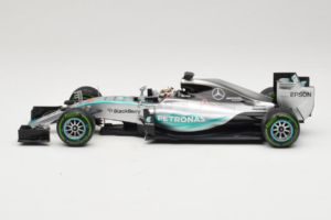Mercedes W06 #44 L. Hamilton Mercedes AMG Petronas United States Grand Prix Winner World Champion 2015 Minichamps 1:18 110150 - imagen 3 de 7