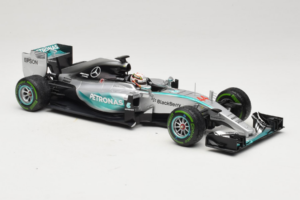 Mercedes W06 #44 L. Hamilton Mercedes AMG Petronas United States Grand Prix Winner World Champion 2015 Minichamps 1:18 110150 - imagen 4 de 7