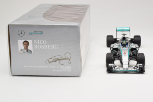Mercedes W06 #6 N. Rosberg Mercedes AMG Petronas Australian Grand Prix 2015 Minichamps 1:18 110150006 Metal - imagen 6 de 7