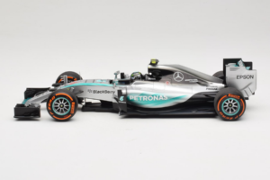 Mercedes W06 #6 N. Rosberg Mercedes AMG Petronas Japanese Grand Prix 2015 Minichamps 1:18 110150206 Metal - imagen 3 de 7
