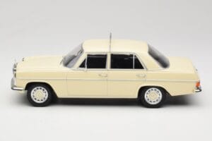 Mercedes W115 Beige Taxi MCG 1:18 MCG18055 Metal - imagen 3 de 6