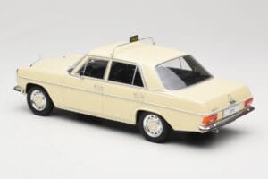 Mercedes W115 Beige Taxi MCG 1:18 MCG18055 Metal - imagen 5 de 6