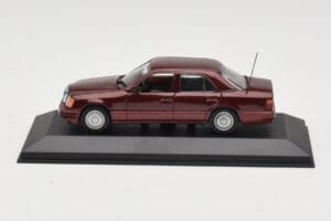 Mercedes W124 Dark Red Metallic Minichamps 1:43 MB002 Metal