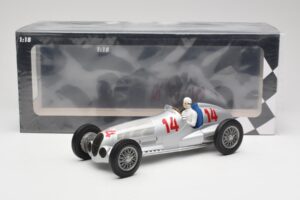 Mercedes W125 #14 Daimler-Benz AG M. von Brauchitsch 2nd Place German GP 1937 Minichamps 1:18 155373114 Metal - imagen 6 de 6