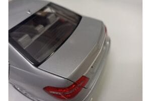 Mercedes Clase E W212 Avantgarde Iridium Plata Pintura Edición 1 Minichamps 1:18 B66960212-D1 Metal - imagen 9 de 11