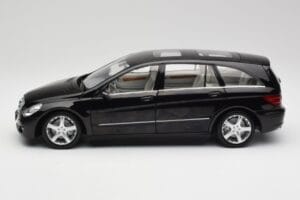Mercedes R-Class W251 Obsidian Negro Minichamps 1:18 150034601 Metal - imagen 4 de 8
