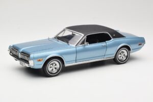 Mercury Cougar XR-7 Azul Sun Star 1:18 1562 Metal