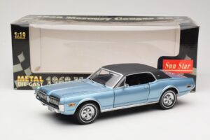 Mercury Cougar XR-7 Azul Sun Star 1:18 1562 Metal - imagen 8 de 8