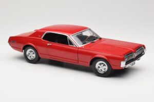 Mercury Cougar XR-7 Rojo Sun Star 1:18 1541 Metal - imagen 6 de 8