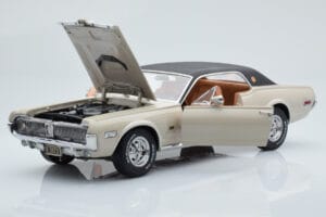 Mercury Cougar XR7-G Fawn Sun Star 1:18 1572 Metal - imagen 2 de 8