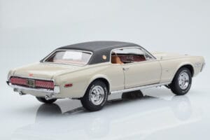 Mercury Cougar XR7-G Fawn Sun Star 1:18 1572 Metal - imagen 3 de 8