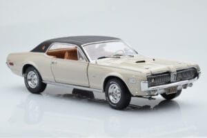 Mercury Cougar XR7-G Fawn Sun Star 1:18 1572 Metal - imagen 6 de 8