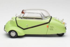 Messerschmitt KR 200 Verde Revell 1:18 8917 Metal - imagen 4 de 8
