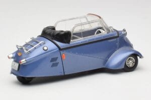Messerschmitt KR201 Roadster Azul Revell 1:18 08966 Metal - imagen 3 de 8