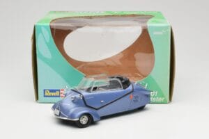 Messerschmitt KR201 Roadster Azul Revell 1:18 08966 Metal - imagen 8 de 8