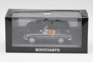 MGB Descapotable Negro Minichamps 1:43 430131030 Metal - imagen 4 de 4