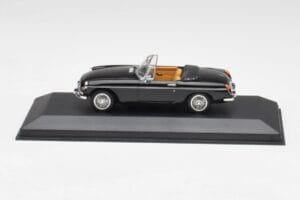 MGB Descapotable Negro Minichamps 1:43 430131030 Metal
