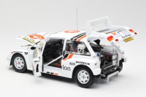 MG Metro 6R4 #8 P. Eklund / D. Whittock Rally Finland 1986 Sun Star 1:18 5536 Metal - imagen 5 de 8