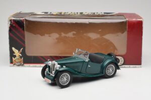 MG TC Midget Shires Green Road Legends 1:18 92468 Metal - imagen 8 de 8