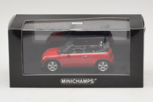 Mini Cooper R52 Descapotable Rojo Minichamps 1:43 431138230 Metal - imagen 4 de 4