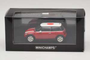 Mini Cooper Rojo Con Bandera de Japón Minichamps 1:43 80420309024-R1 Metal - imagen 5 de 5