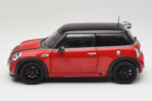 Mini Cooper John Cooper Works R56 Rojo & Negro Kyosho 1:18 80430419909 Metal - imagen 4 de 8