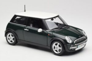 Mini Cooper Mk7 Verde Maisto 1:18 7271336 Metal - imagen 6 de 8