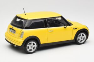 Mini Cooper One R50 Paquete Aerodinámico Amarillo Kyosho 1:18 80430148553 Metal - imagen 3 de 8