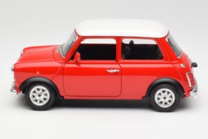 Mini Cooper Rojo Bburago 1:18 3379 Metal - imagen 4 de 8