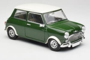 Mini Cooper S British Racing Verde & Old English Blanco Solido 1:18 8021 Metal - imagen 6 de 8