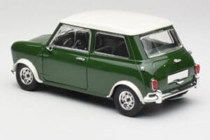 Mini Cooper S British Racing Verde & Old English Blanco Solido 1:18 8021 Metal - imagen 7 de 8