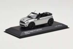 Mini Cooper S R57 Descapotable Plata Minichamps 1:43 431138830 Metal - imagen 2 de 6