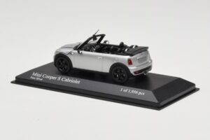 Mini Cooper S R57 Descapotable Plata Minichamps 1:43 431138830 Metal - imagen 3 de 6