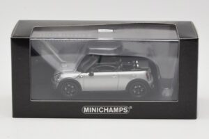 Mini Cooper S R57 Descapotable Plata Minichamps 1:43 431138830 Metal - imagen 4 de 6