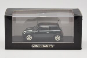 Mini Cooper S R53 Verde Con Rayas Minichamps 1:43 MINI006 Metal - imagen 2 de 4