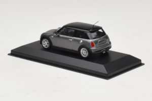 Mini Cooper S Grey Metallic Minichamps 1:43 80420148551-R1 Metal - imagen 3 de 4