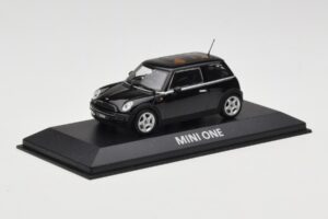 Mini One R50 Negro Con Techo Negro Minichamps 1:43 MINI005 Metal - imagen 2 de 5