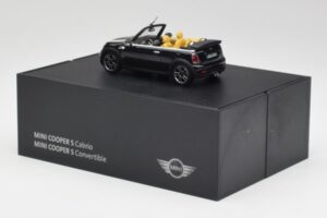 Mini Cooper S R57 Descapotable Negro Minichamps 1:43 80422148818 Metal - imagen 3 de 4