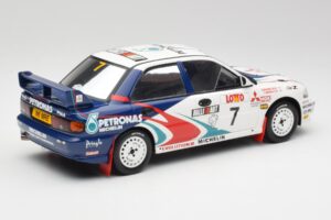 Mitsubishi Lancer Evo 3 Group A #4 T. Makinen / S. Harjanne Rally Australia 1996 Otto 1:18 OT475 Resina - imagen 2 de 6