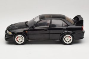 Mitsubishi Lancer Evo VI Tommi Makinen Edition Negro AUTOart 1:18 77158 Metal - imagen 4 de 8