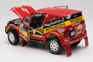 Mitsubishi Pajero Rallye Raid #205 Paris-Dakar Rally 2001 Solido 1:18 9022 Metal - imagen 5 de 8