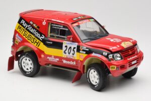 Mitsubishi Pajero Rallye Raid #205 Paris-Dakar Rally 2001 Solido 1:18 9022 Metal - imagen 6 de 8