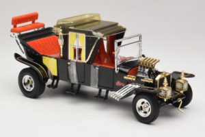 Munsters Koach Negro ERTL 1:18 33036 Metal - imagen 4 de 6