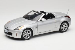 Nissan 350Z Z33 Roadster Diamond Plata AUTOart 1:18 77371 Metal