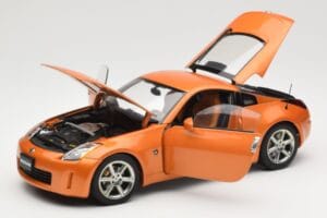 Nissan 350Z Z33 Sunset Orange AUTOart 1:18 77312 Metal - imagen 2 de 8